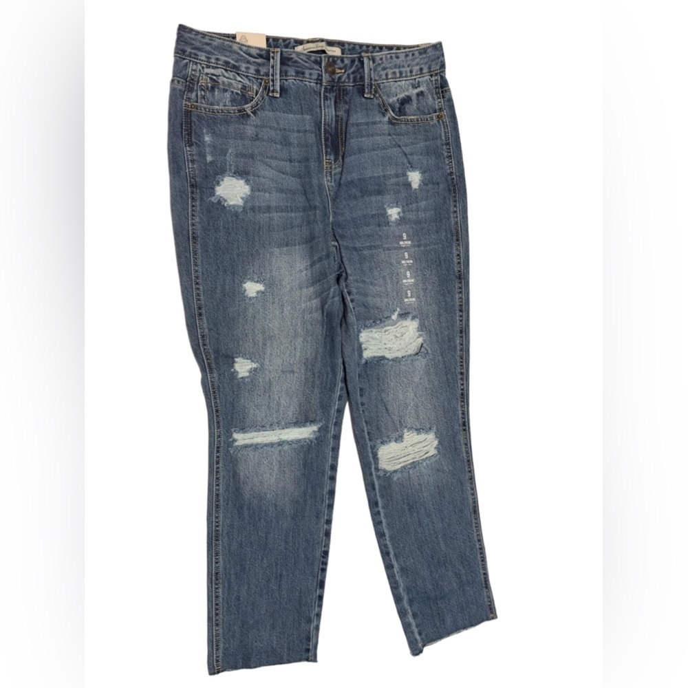 AMERICAN Rag , distressed,  girlfriend , high rise jeans , size 9, blue, 30-26